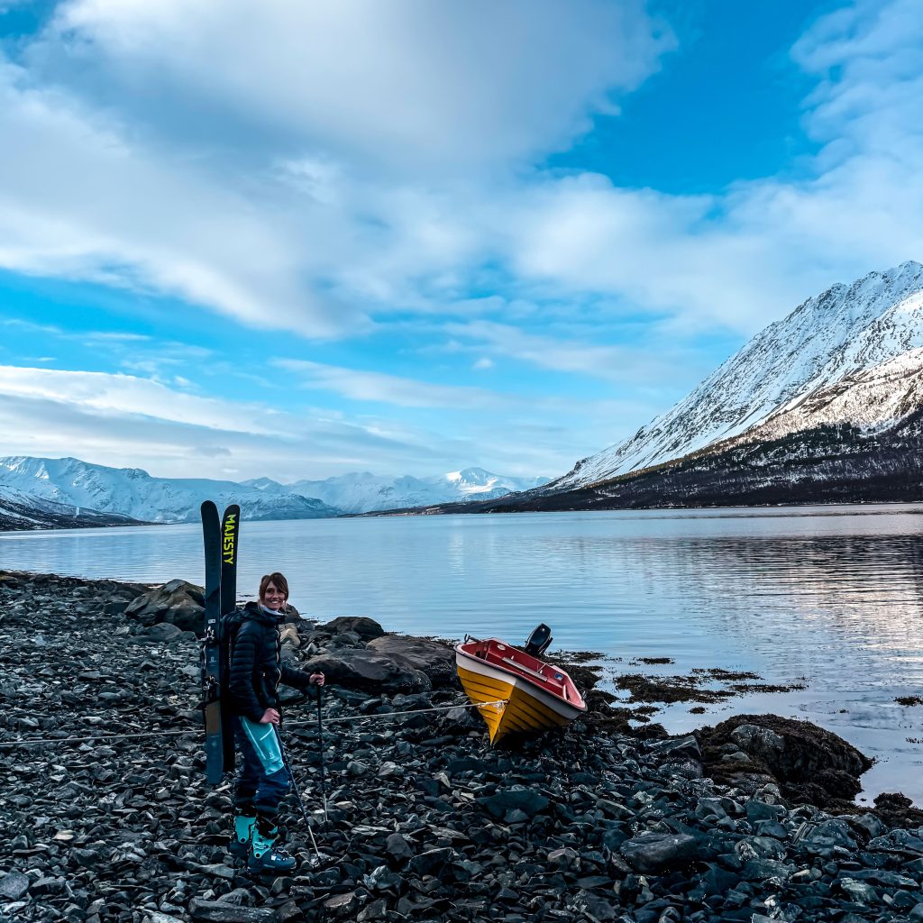 alpes lyngen fjord ski