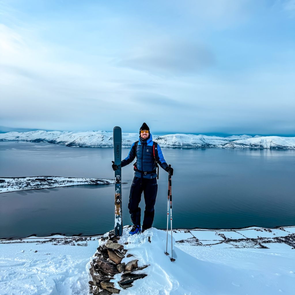 lyngen ski fjord