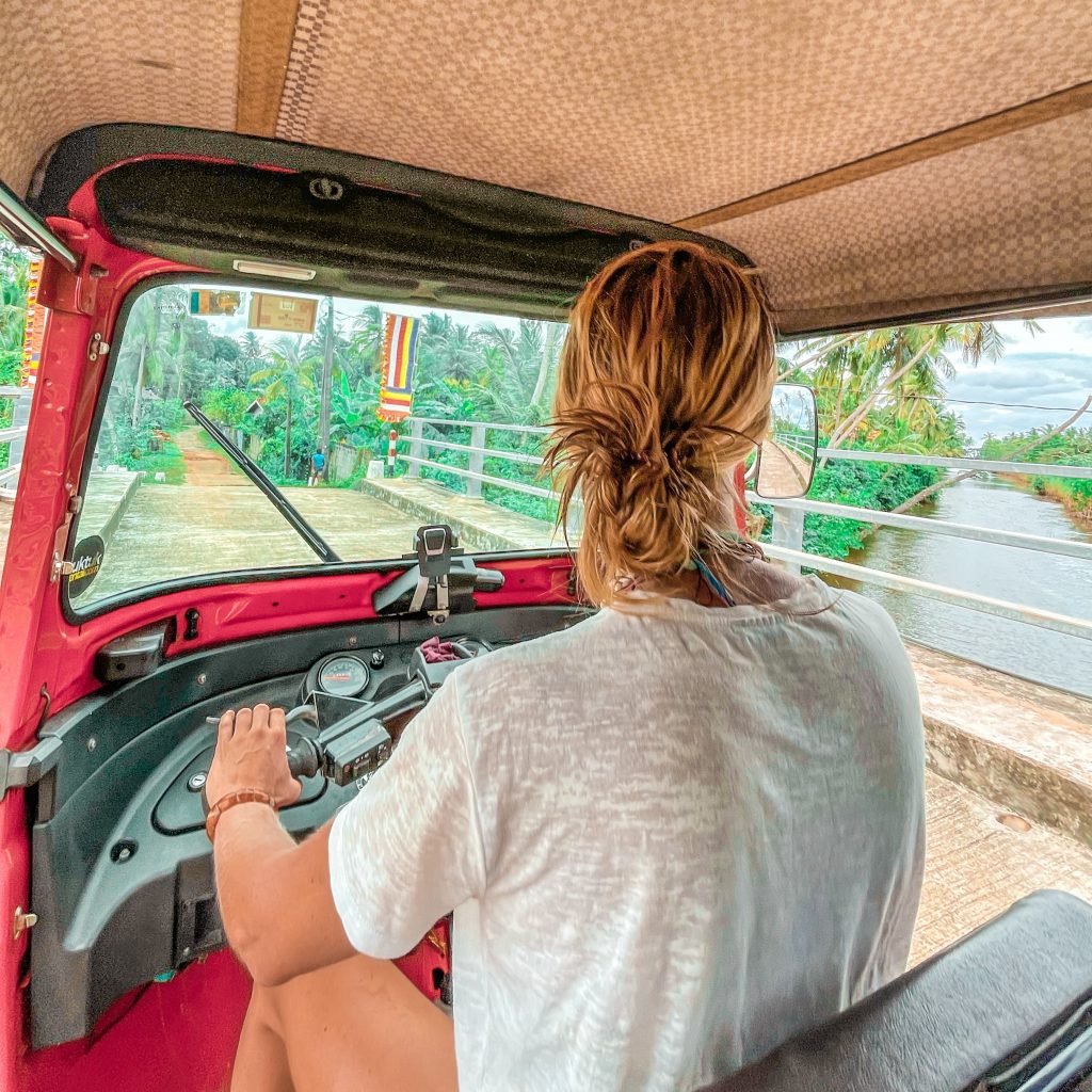 Location de tuk tuk au Sri lanka